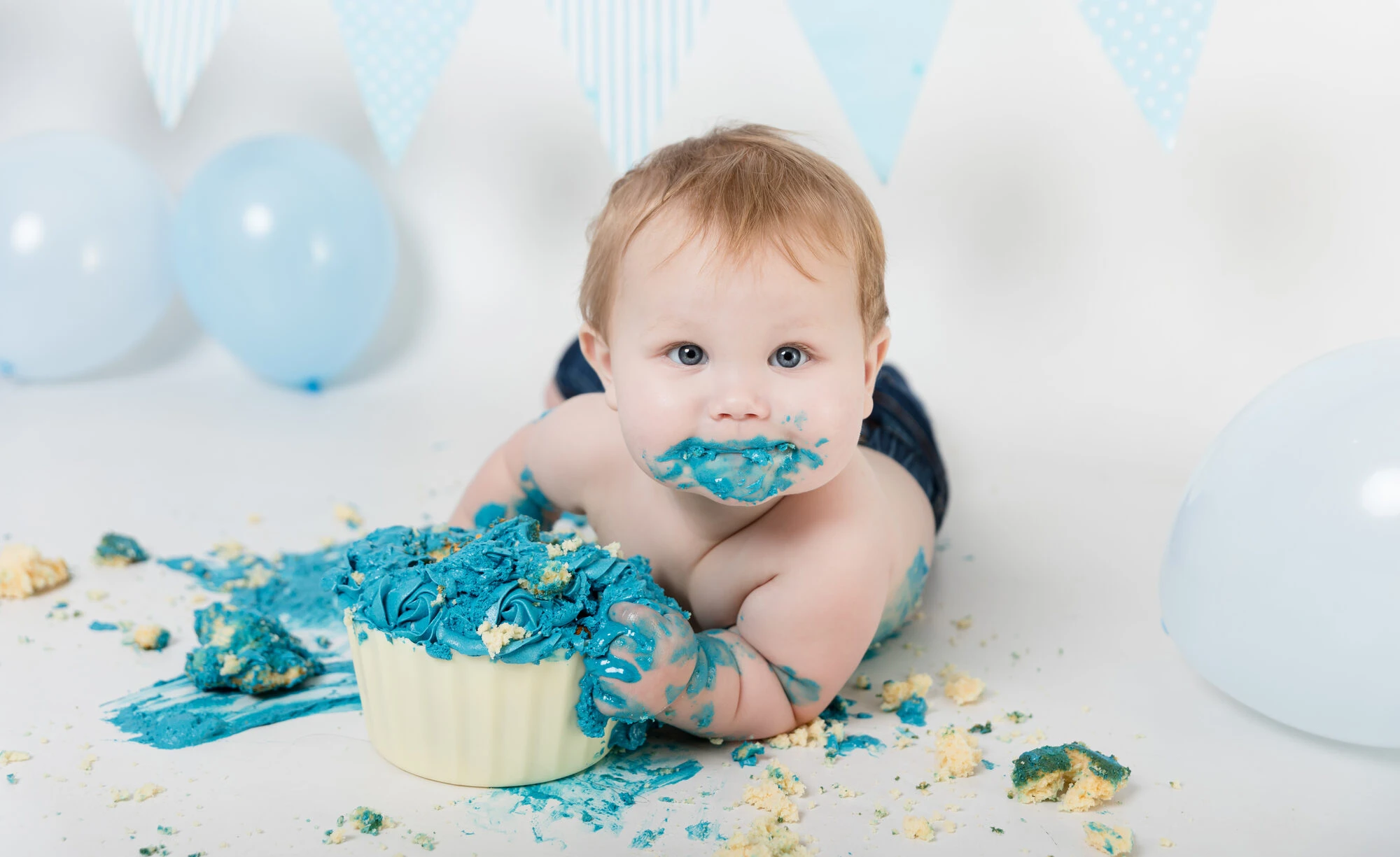 Cake Smash Photography session sample