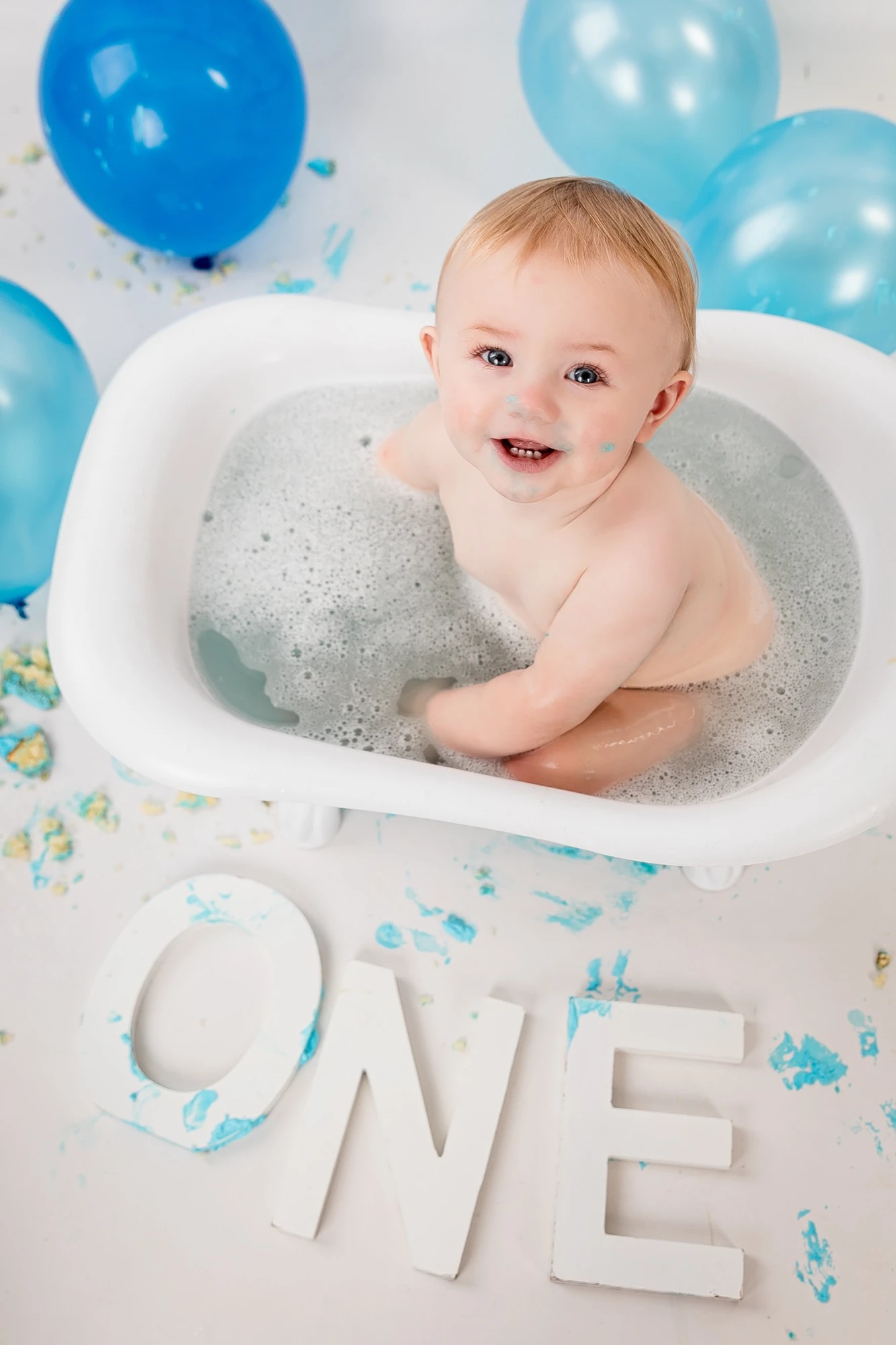 Cake Smash Photography session sample